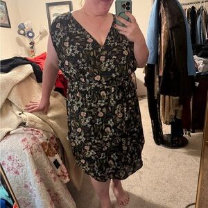 DR2 Black Floral Midi Dress